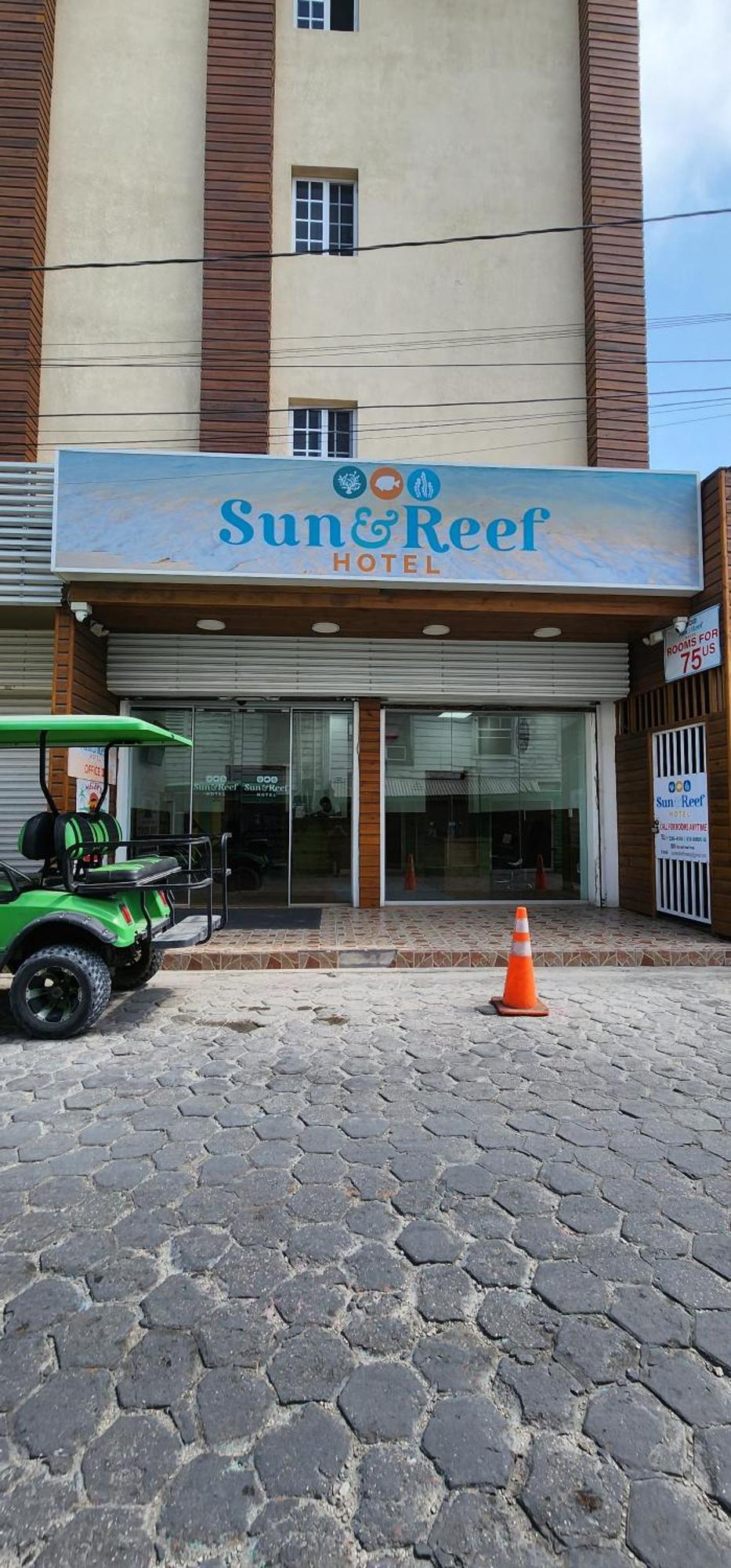 Sun&Reef Hotel San Pedro  Buitenkant foto